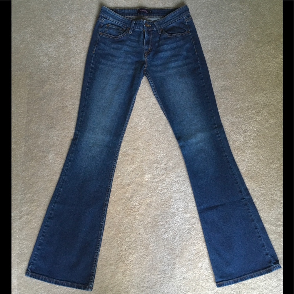 Levi’s 518 Superlow Flare Jeans, Size 7 Long